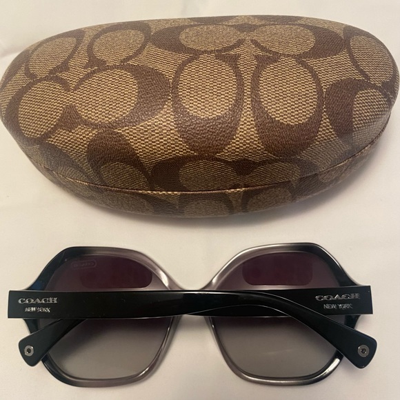 NWOT Coach gray and black sunglasses - Picture 3 of 4